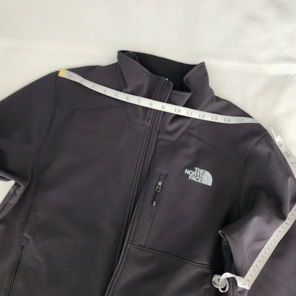The North Face Men's Dark Black Performance Jacket